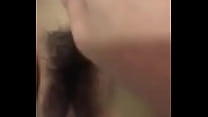 Большегрудая азиатка поглощает заросшей лобковыми волосами вульвой накачанный хуй